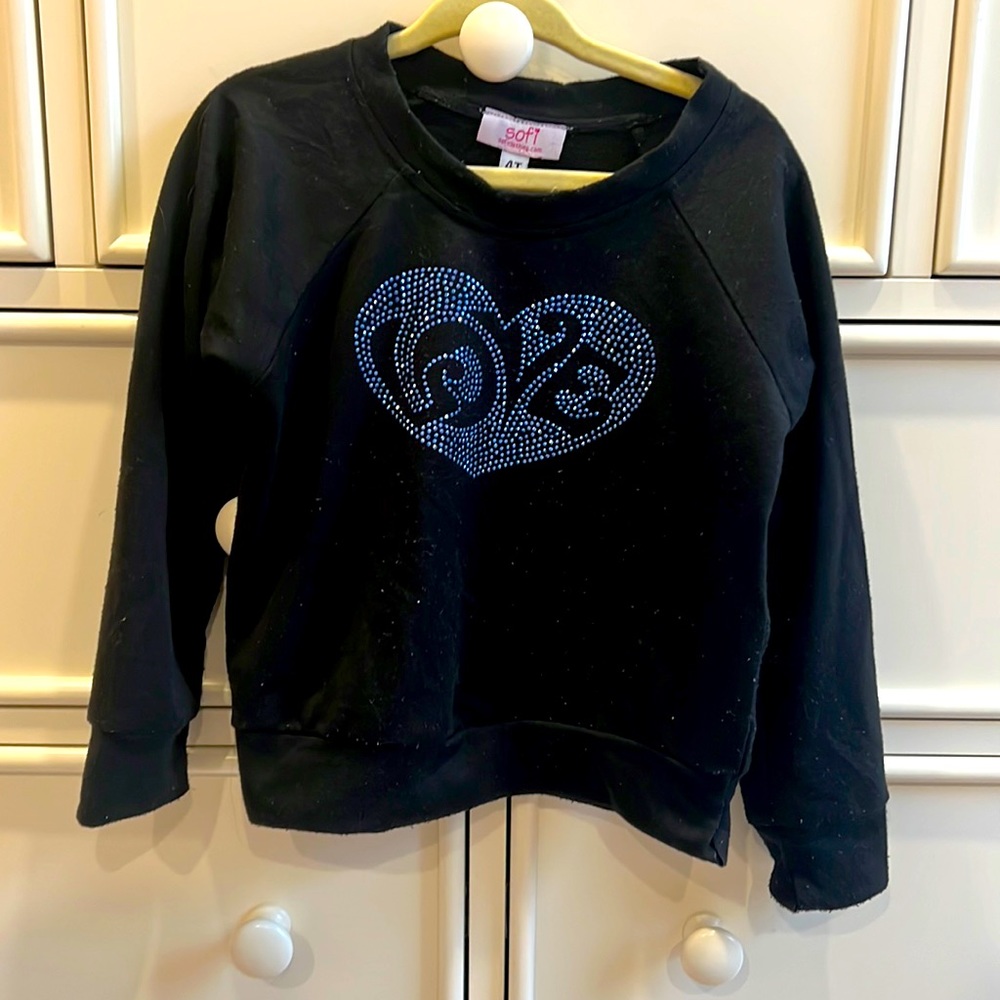 4t Sofi LOVE sweatshirt - EUC